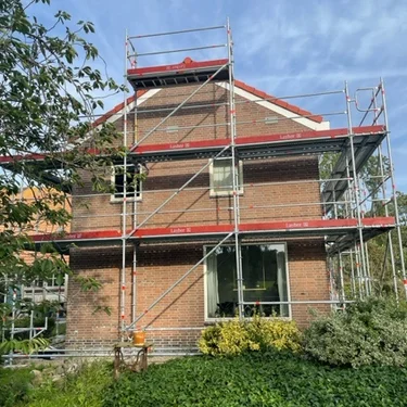 Renovatie met het Layher Allround AGS-leuningsysteem