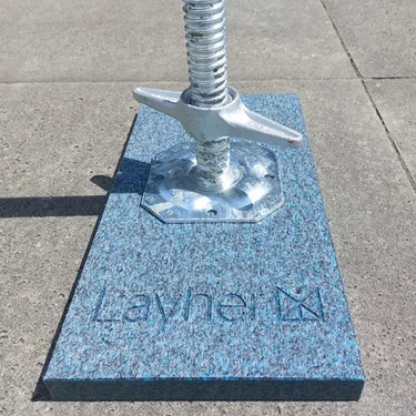 Onderstopping Steiger Kunststof Layher Onderstopplaat met Voetspindel